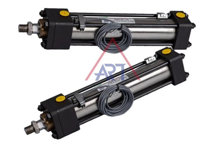 Cilinder van de de Trekstangen de Hydraulische Olie van MGHC met de Olie van de Nabijheidssensor het Werk Temperatuur -10~+60℃